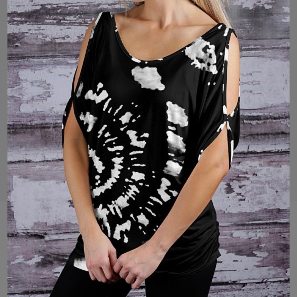 Black & White Tie-Dye Cold-Shoulder Tunic